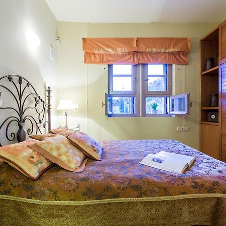 ניאה אפידאורוס Elia Junior Suite In Epidavros With Shared Pool מראה חיצוני תמונה